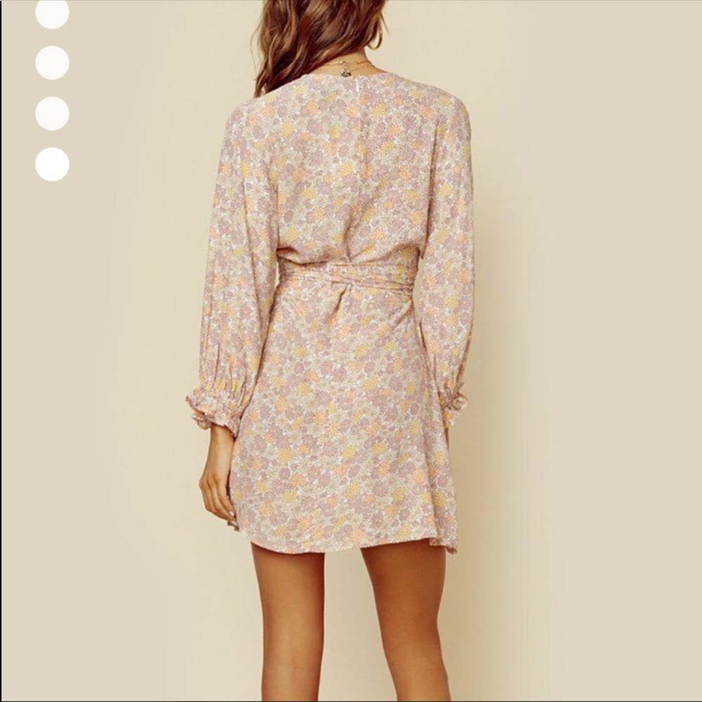 SOLD Faithfull The Brand Palmaro Floral Mini Dres - Picture 4 of 8